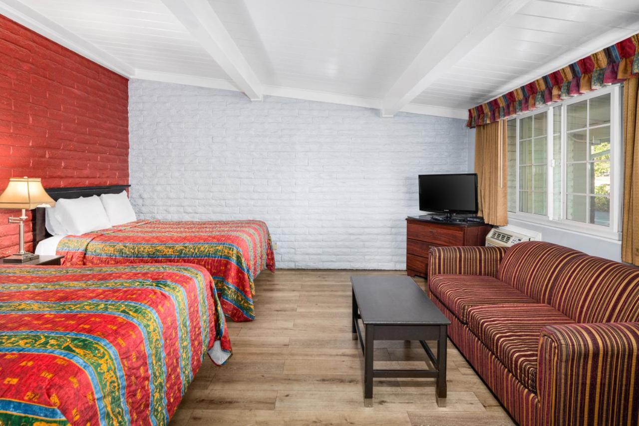 Fallbrook Country Inn Luaran gambar
