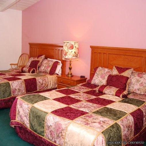 Fallbrook Country Inn Bilik gambar