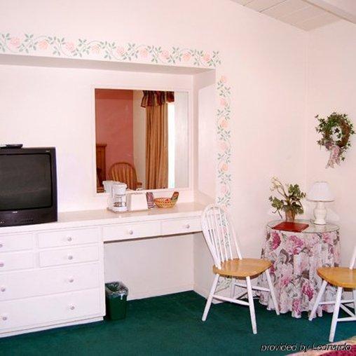 Fallbrook Country Inn Bilik gambar